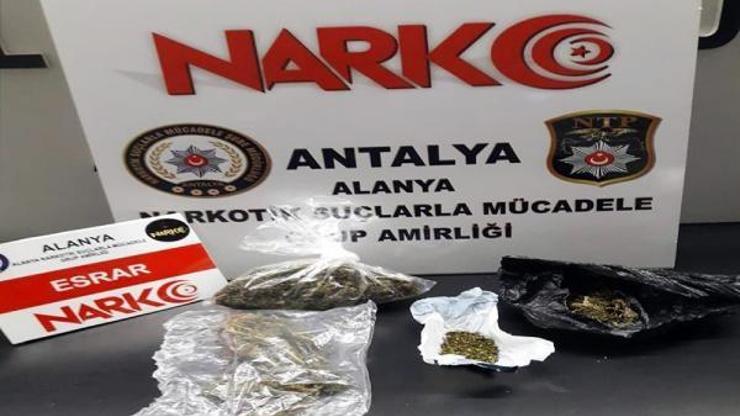 Sokakta uyuşturucu alışverişine baskın