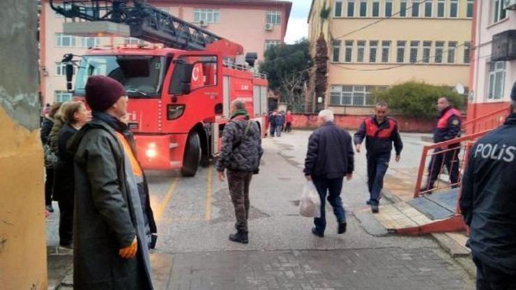 Okulda paniğe neden olan yangın