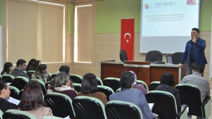 Tarsus Belediyesi, personellerine yönelik eğitim programlarına devam ediyor