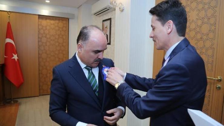 Vali Günaydına Vergi Haftası ziyareti