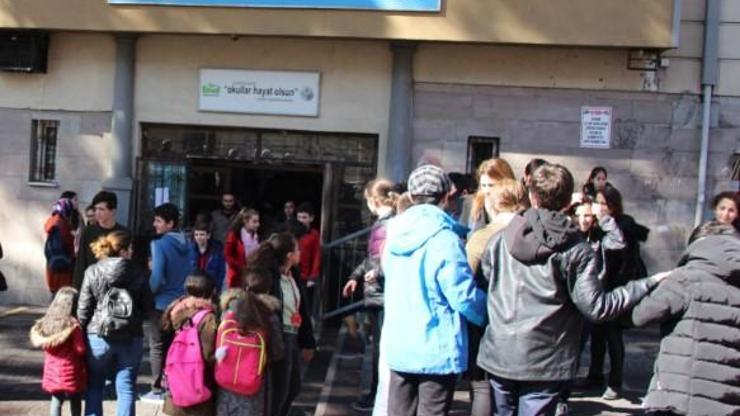 İki okul deprem riski nedeniyle boşaltılacak
