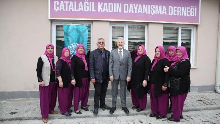 Nilüfer Belediye Başkanı Erdem, kadınların dayanışmasına ortak oldu