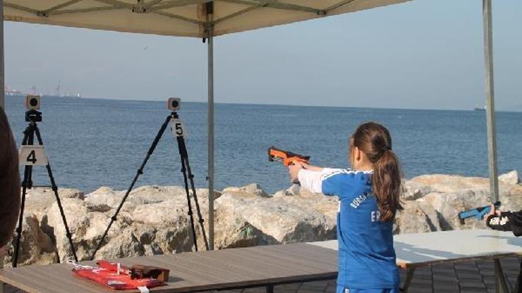 Gemlik’te modern pentatlon yarışları yapıldı