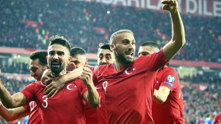 UEFA Uluslar Ligi kuraları yarın çekilecek