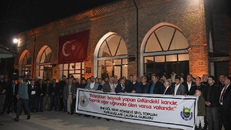 Şehitler, mevlit ve dualarla anıldı