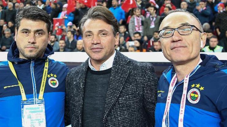 Ersun Yanalın yardımcıları da Fenerbahçeden ayrıldı