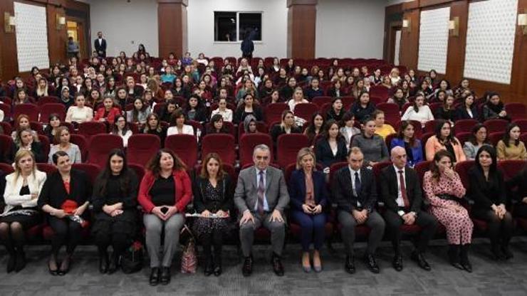 Başkan Esen, personelin Kadınlar Gününü kutladı