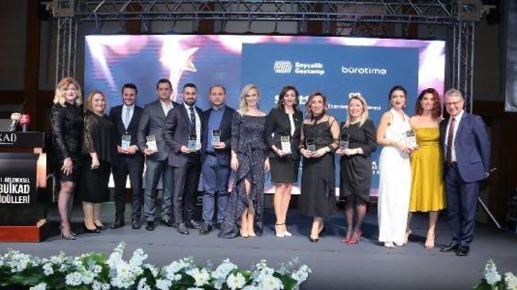 Başarılı kadınlar ödüllerini aldı