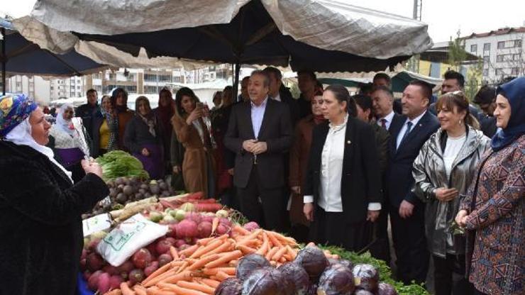 Pazarcı kadınlara semt pazarı kimlik kartı