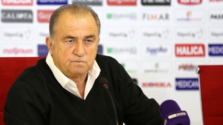 Fatih Terim: Saracchi kırmızı kart görmeliydi