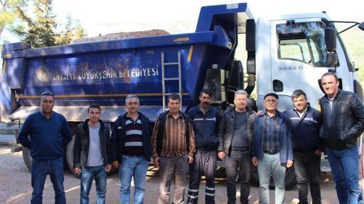 Manavgat Gençler yolu asfalta hazırlanıyor
