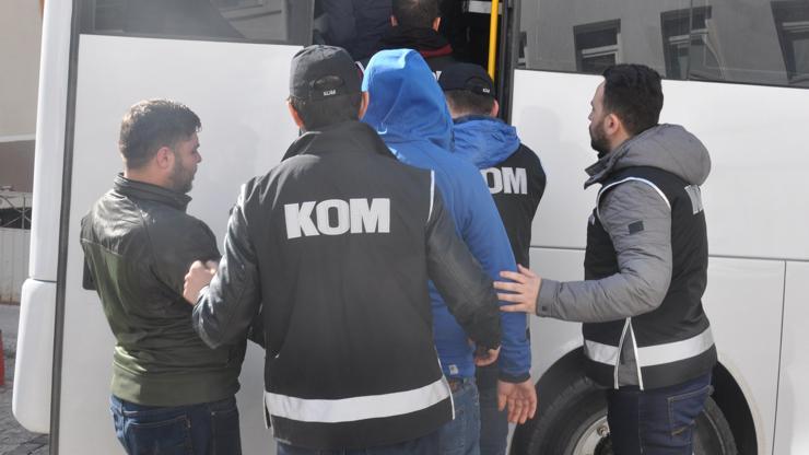 Usülsüz araç tescili operasyonunda 7 gözaltı