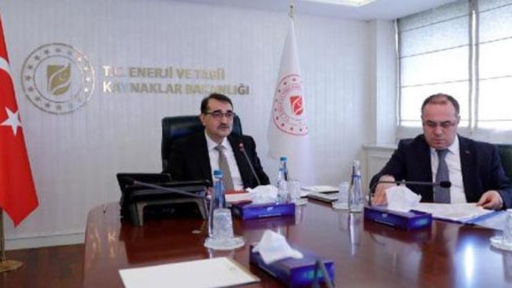 Bakan Dönmezden elektrik ve doğal gaz açıklaması