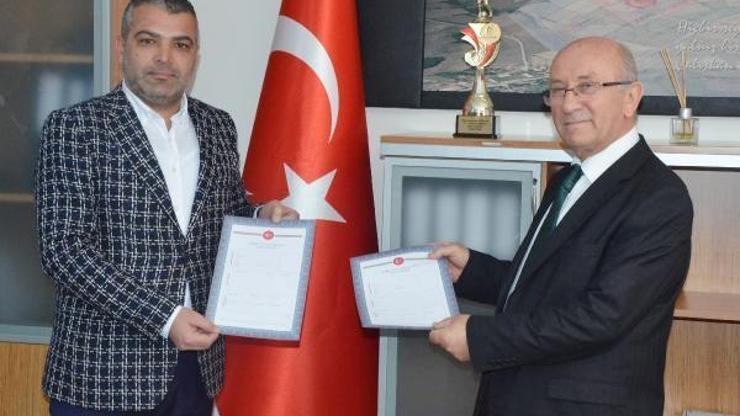Hükümet konağı arsasının tapusu alındı