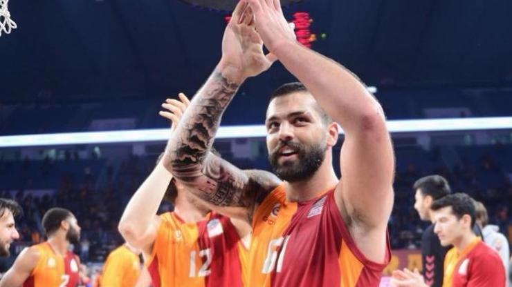 Göksenin Köksalın babası vefat etti