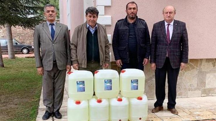 Esnaf Odasından kaymakamlığa dezenfektan
