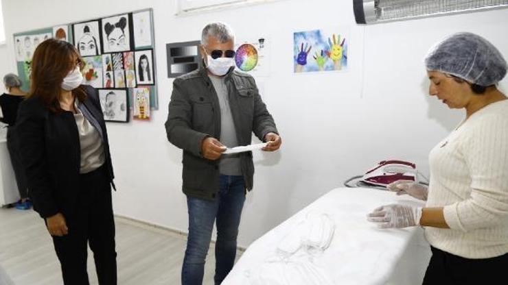 Manavgat Belediyesinden vatandaşa maske