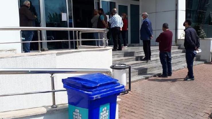 Seyhana maske ve eldivenler için özel atık kutusu