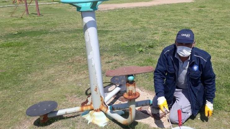 Büyükşehir ziyaretçi girişine kapalı parkları bakıma aldı