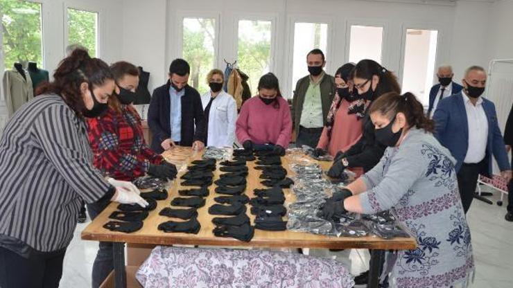 Kozan Belediyesi maske üretimine başladı