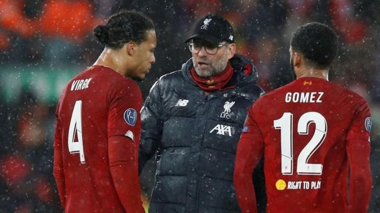 Liverpooldan futbolculara para cezası