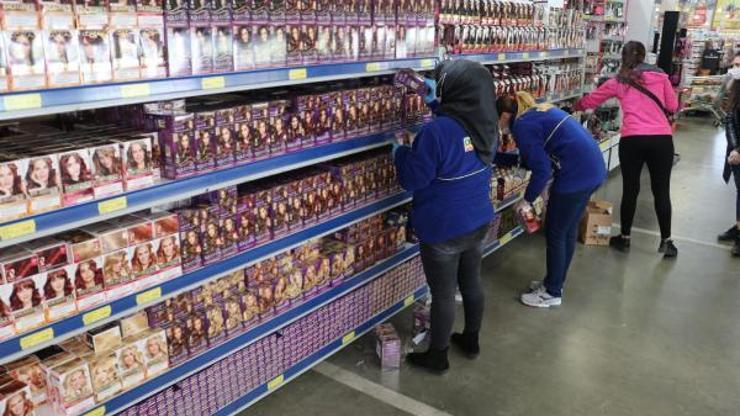 Koronavirüs sarı saça veda ettirdi