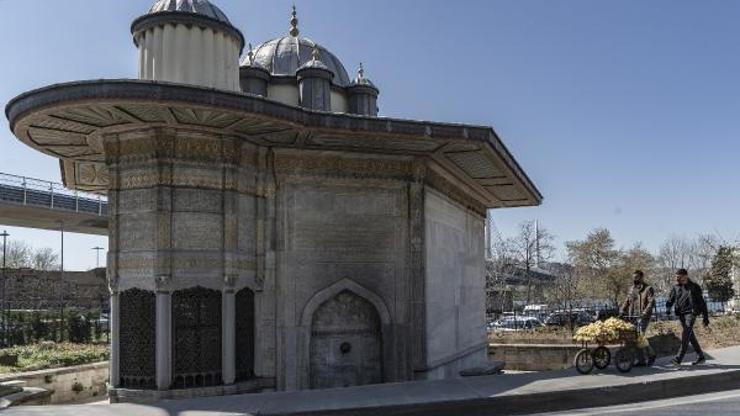 Saliha Sultan Çeşmesi tahrip edildi