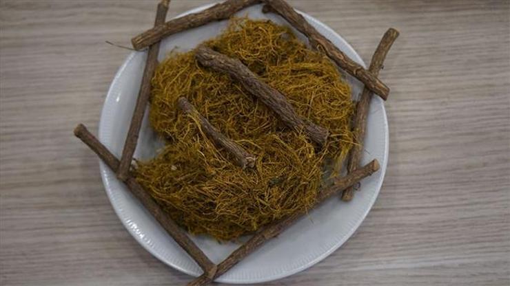 Ramazan sofraları için meyan şerbeti
