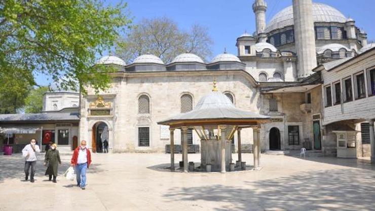 Eyüpsultan’da Ramazan sessiz geçiyor