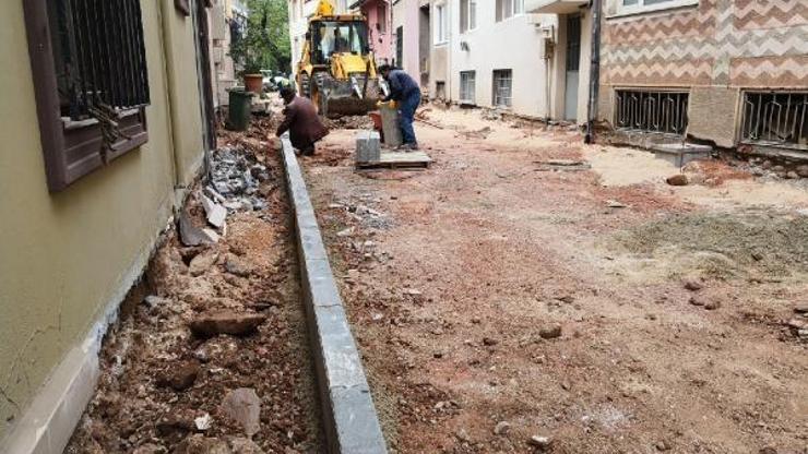 Çekirge’de tretuvar ve zemin kaplama çalışması