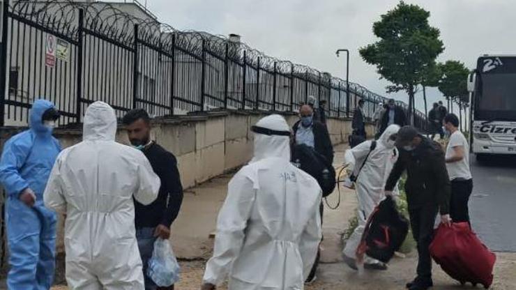 Iraktan gelen 127 Türk vatandaşı Mardindeki yurda yerleştirildi