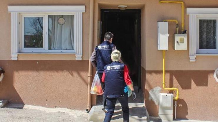 Karacabey Belediyesi sosyal yardım işlerinde hız kesmiyor