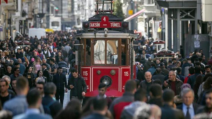 Türkiyenin aile istatistikleri: Ortalama hanehalkı büyüklüğü 3,35 kişi