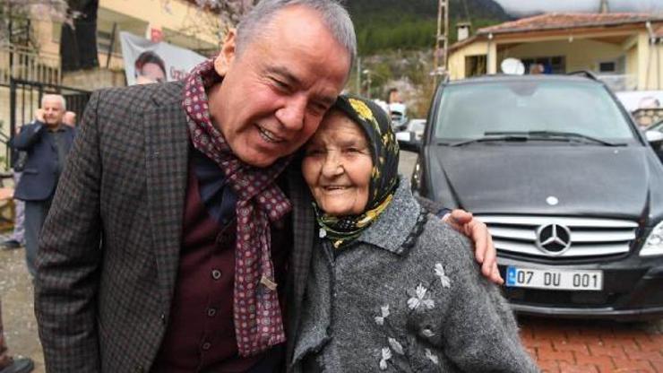 Başkan Böcekten Anneler Günü mesajı