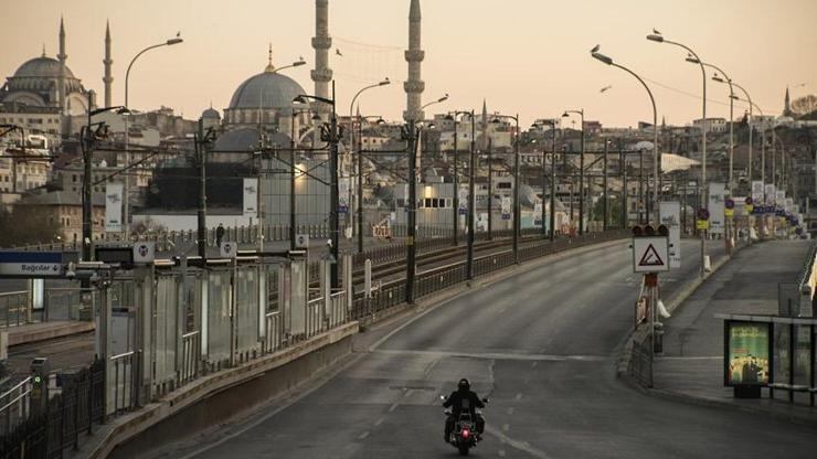 20 yaş altı yani 15 20 yaş sokağa çıkma izni kaç saat sürecek