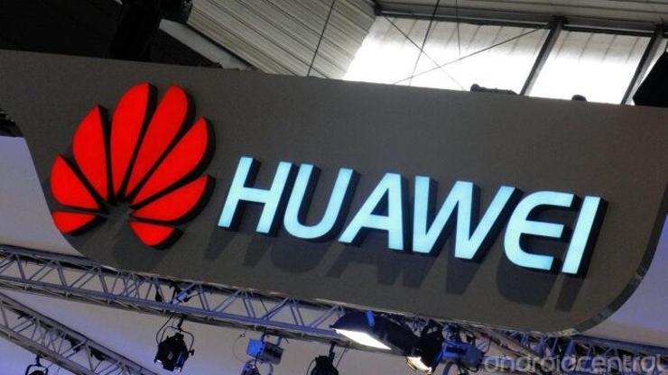 Trump Huawei’nin üretim yapmasını engelleyecek
