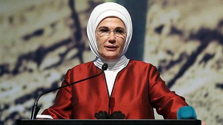 Emine Erdoğandan Kadir Gecesi mesajı