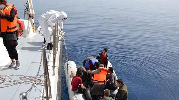 İzmirde 24 sığınmacı kurtarıldı