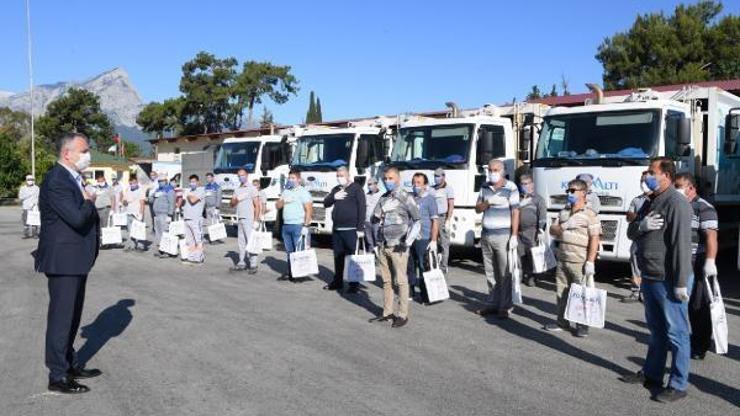 Başkan Esen, pandemi sürecinin kahramanlarıyla bayramlaştı