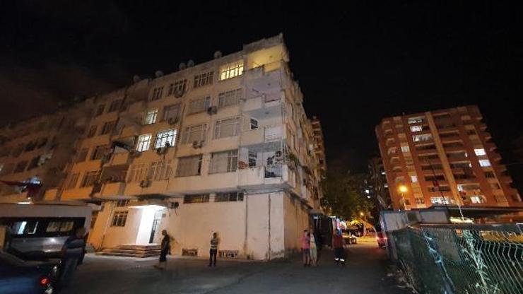 4üncü kattan düşen Elanur, yaralandı