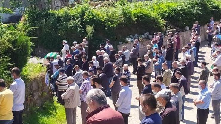 Eşi tarafından bıçaklanan kadın toprağa verildi, katil zanlısı ailesince reddedildi