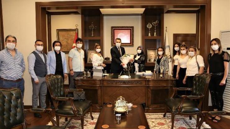 Başkan Eroğluna teşekkür ziyareti