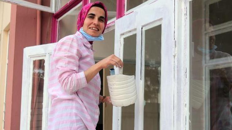 Öğretmenlerden çalıştıkları okula tadilat