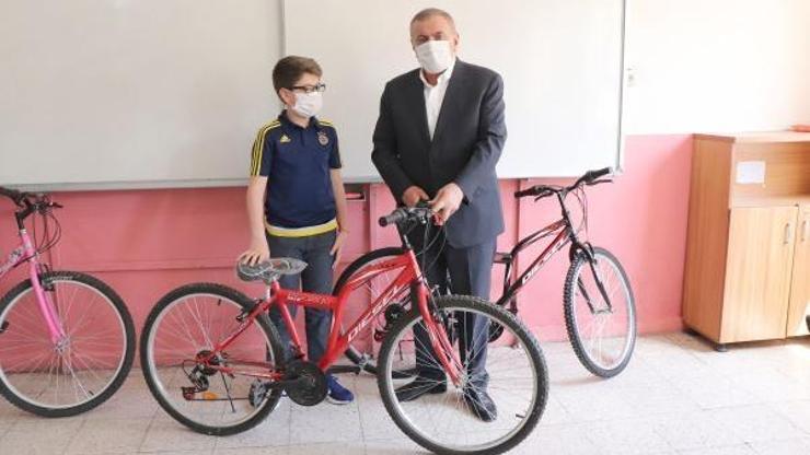 Midyatta dereceye giren öğrenciler ödüllendirildi