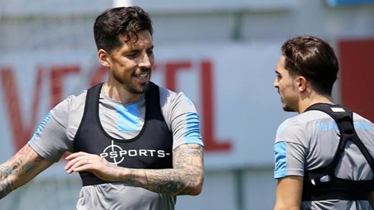 Jose Sosa takıma katıldı