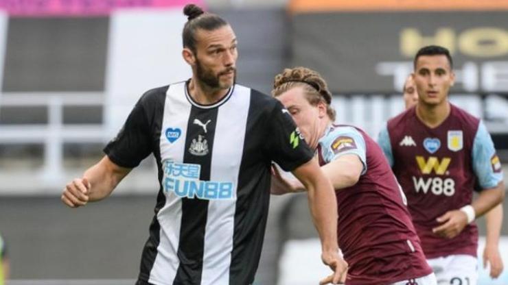Newcastle Unitedda iki imza