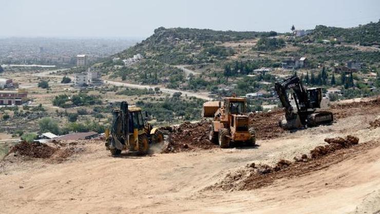 Kepez devasa yollar inşa ediyor