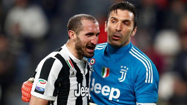 Juventus yaşa takılmıyor