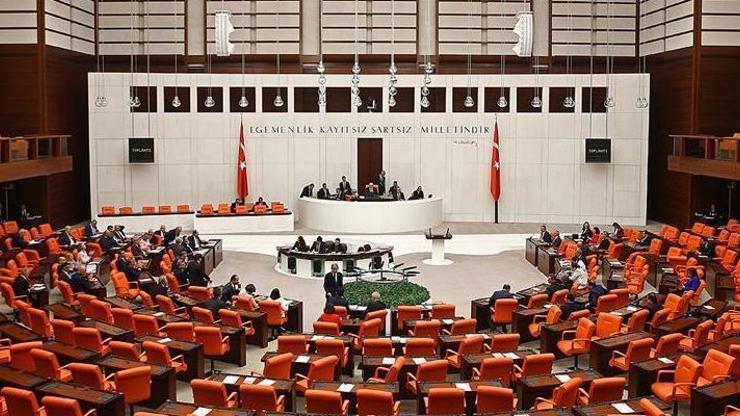 Tüm partilerden Esra Albayraka destek