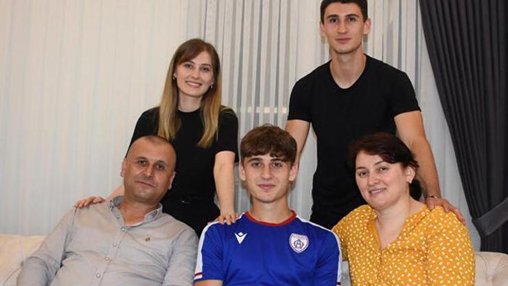Son dakika... Altınordu Ravil Tagirin sözleşmesini 2023e kadar uzattı